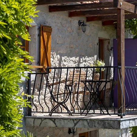 Lapis Villa