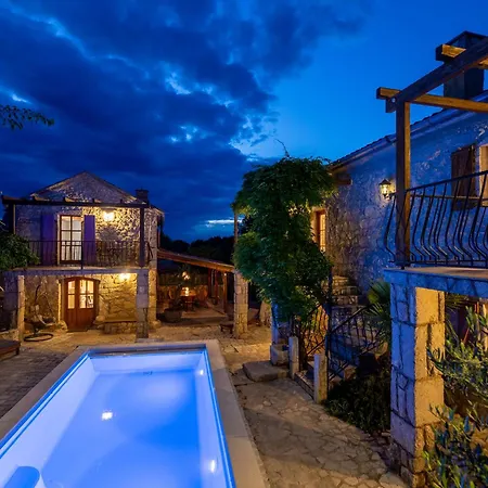 Lapis Villa Gabonjin